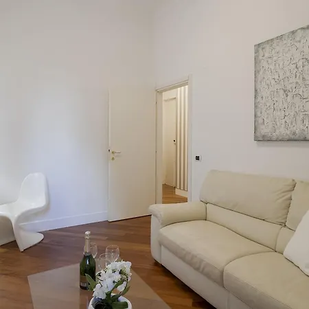 Guesthost - Palazzo Torino Chic & Charm Flat Apartmán Sanremo